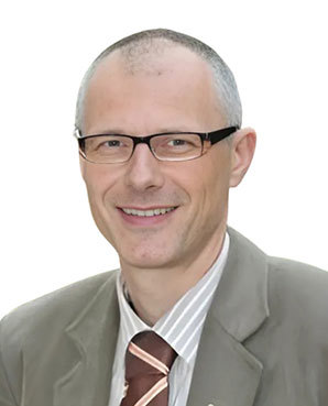 Dr. Iztok Seljak